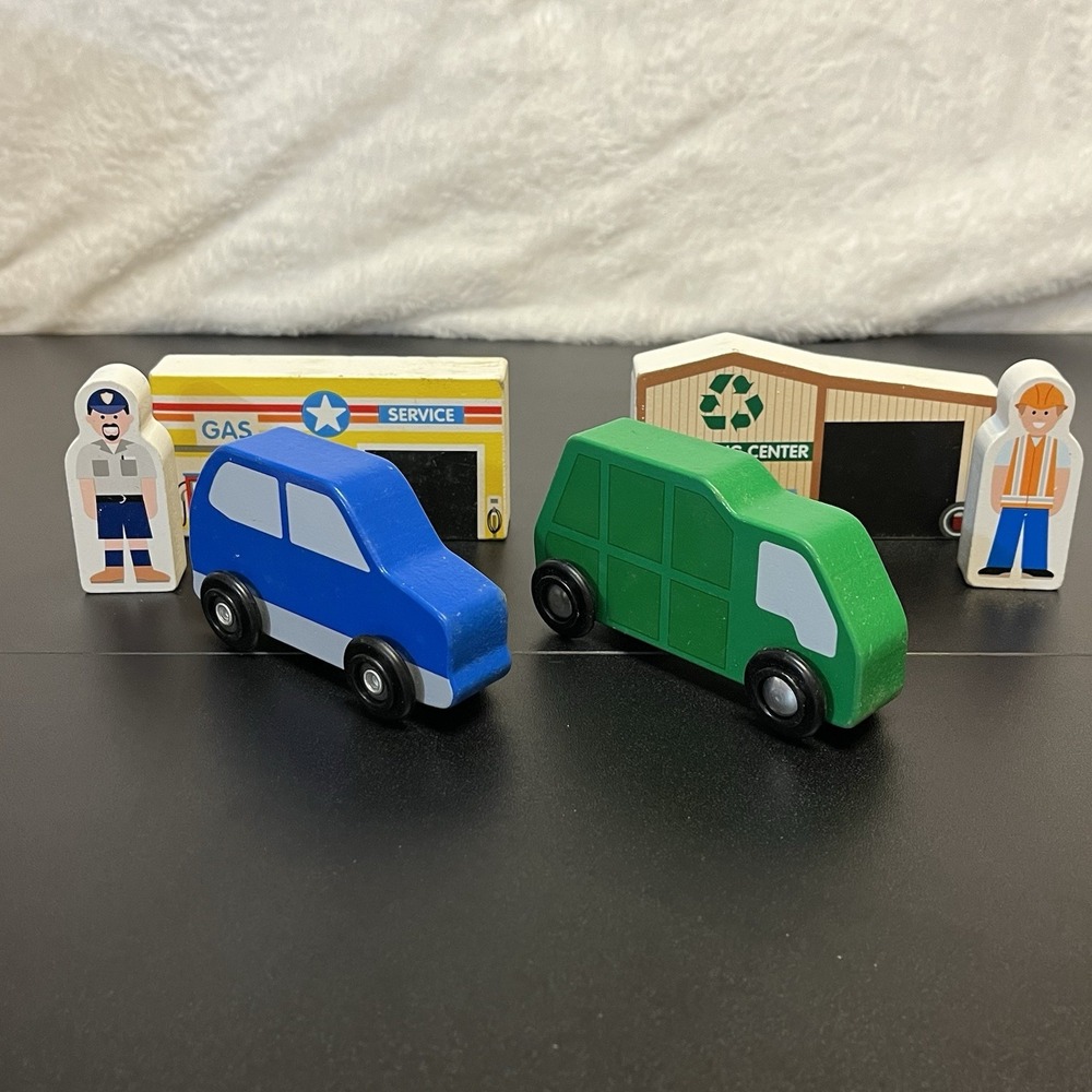 Melissa and Doug Wooden Town Play Set Gas Station Recycling Center Trucks People